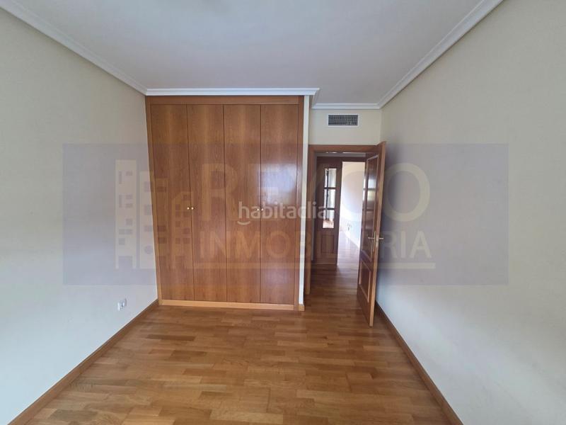 Foto 660fdff9-fa79-41b6-a1c8-c5124407bcdd. Appartement avec parking dans La Cava - Fardachón Logroño