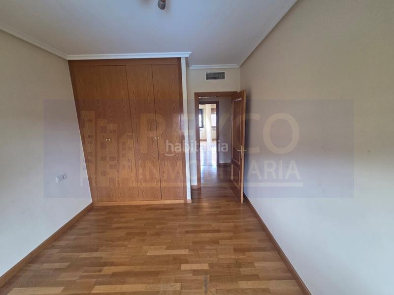 Foto c2f7c86d-69a6-4081-b532-a1fd3c4bafad. Appartement avec parking dans La Cava - Fardachón Logroño