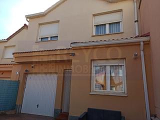 Maison à Azofra. Vivienda 4 habitaciónes, duplex venta azofra