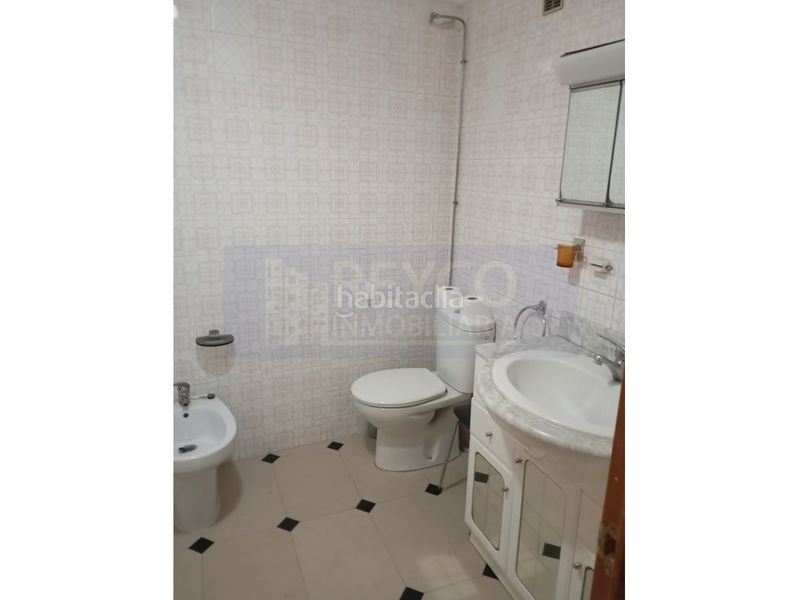 Foto 29a6a7c3-a345-4bee-bc24-ce7da71bf1d5. Pis a Nájera