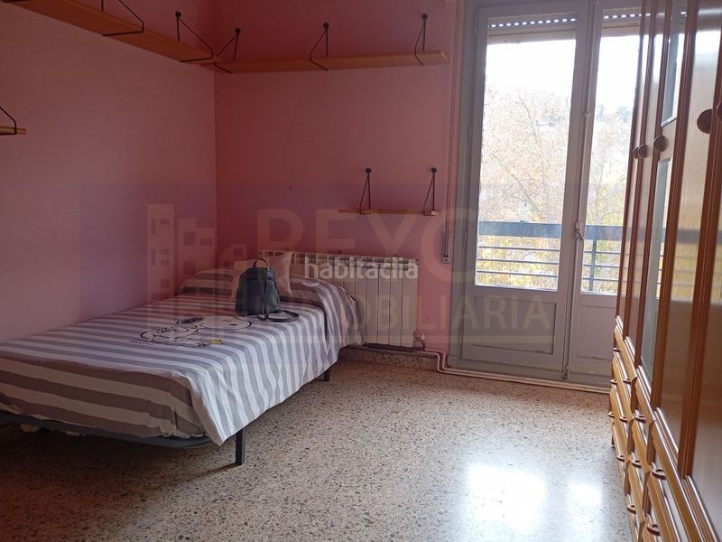 Foto 87182fb4-1ed8-4c81-a203-9c2ee42adf96. Pis a Nájera