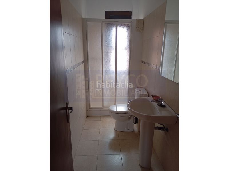 Foto f703ae33-1b52-4da0-a14e-1a722ebb7720. Flat in Baños de Río Tobía