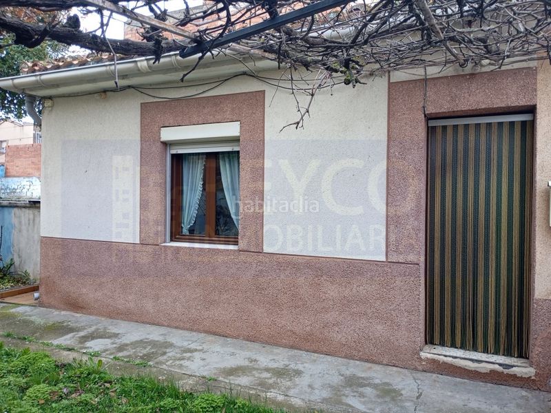 Foto b16dd608-f403-4a41-a6e0-da62f9f7ccc6. House in Baños de Río Tobía