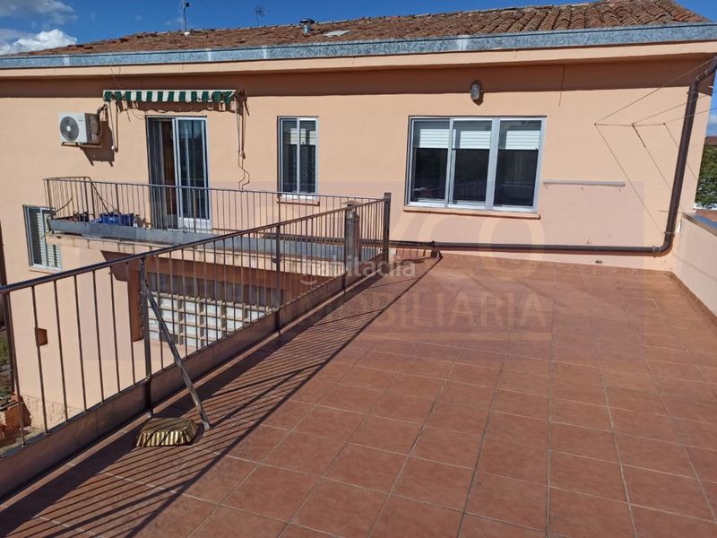 Foto 3409eae6-30c3-47d5-9bd9-fbb26f835192. Casa amb aparcament a Uruñuela