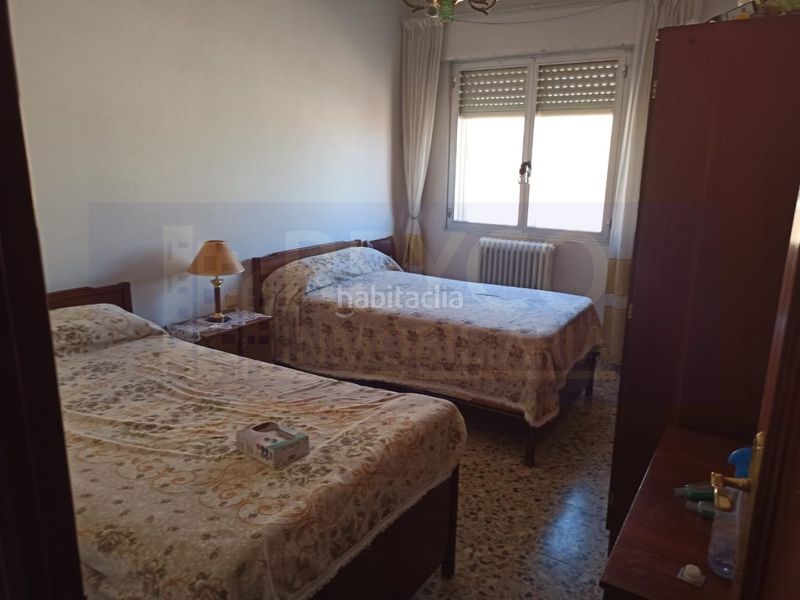 Foto bd1df9cb-4b0a-4b84-bf37-5fd24950ee69. Casa amb aparcament a Uruñuela