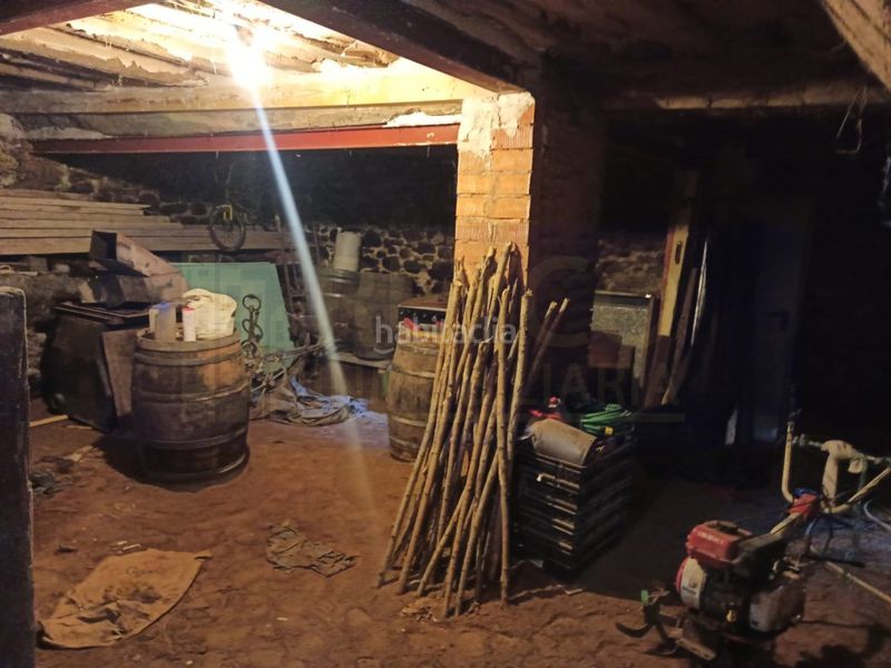 Foto 44a33875-9545-4d31-9022-b1facc8ec01a. Casa amb aparcament a Matute