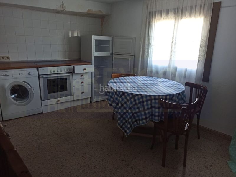 Foto 581b5db5-dd31-499c-a55c-0e3c7779ae55. Casa amb aparcament a Matute