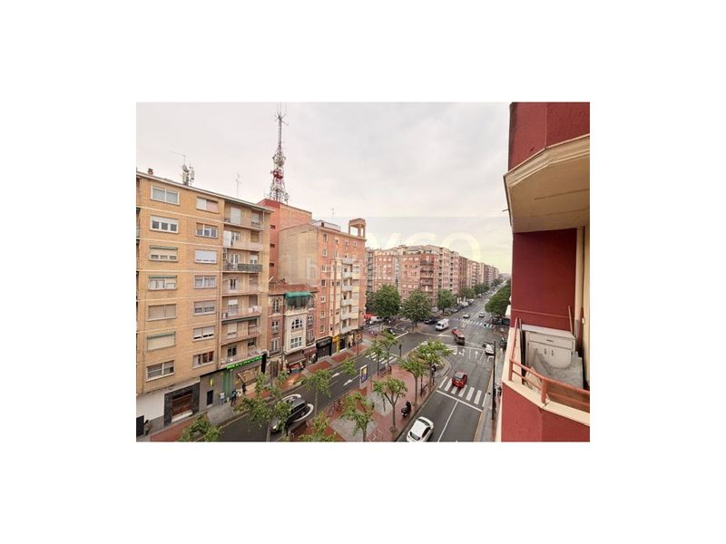 Foto 27ed36c8-e268-4691-8773-1653a14fde27. Pis a Residencia Logroño