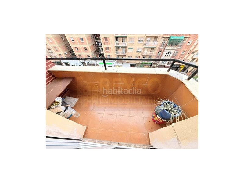 Foto ba1967bf-24a4-487c-ba8b-728e0f19145c. Pis a Residencia Logroño