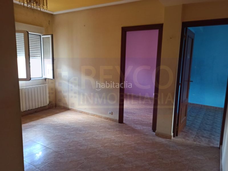 Foto eef76ee9-b1e2-4174-8d69-896e84b8c90a. Pis a Nájera