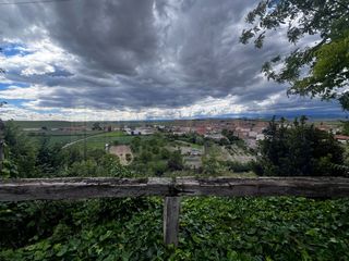 Edificio  Calle bodegas de la encina. Bodega en venta con cueva, inmejorables vistas y en muy buenas c