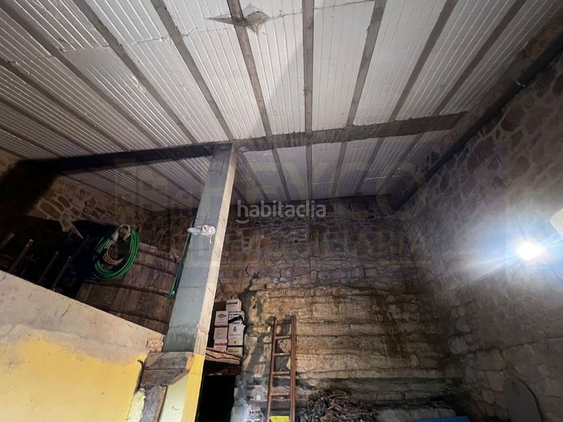Foto c6a44e2c-a839-4a45-aa2d-19a9cc4e1d3a. Edifici a Rodezno