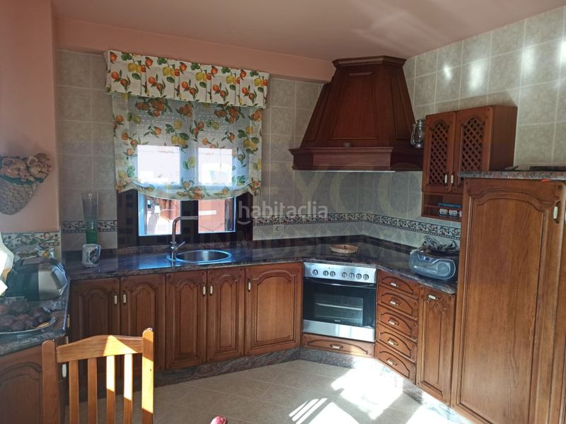 Foto 439a3a8f-f474-439b-8822-6a9291133cfe. Casa amb aparcament a Nájera