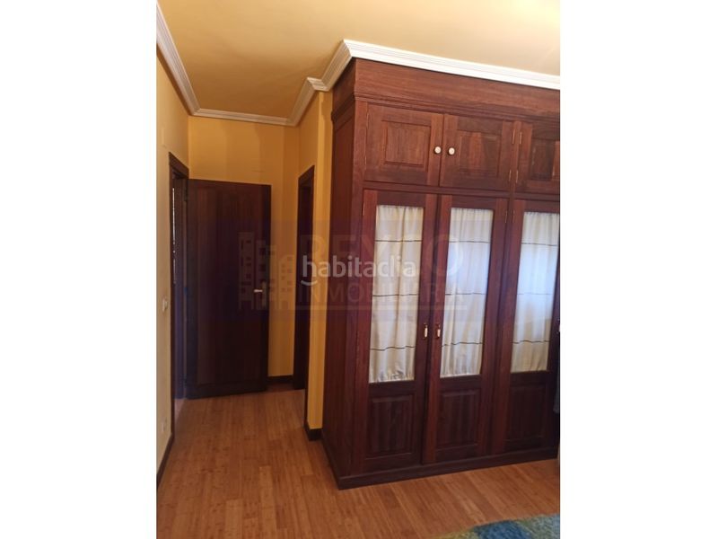 Foto ac925384-5a33-4962-a3c8-62ddf3140eb6. Casa amb aparcament a Nájera