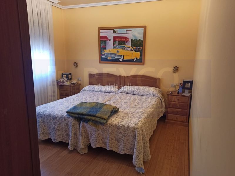 Foto ba4cd5b8-ddaf-4225-9993-bb2d748caac3. Casa amb aparcament a Nájera