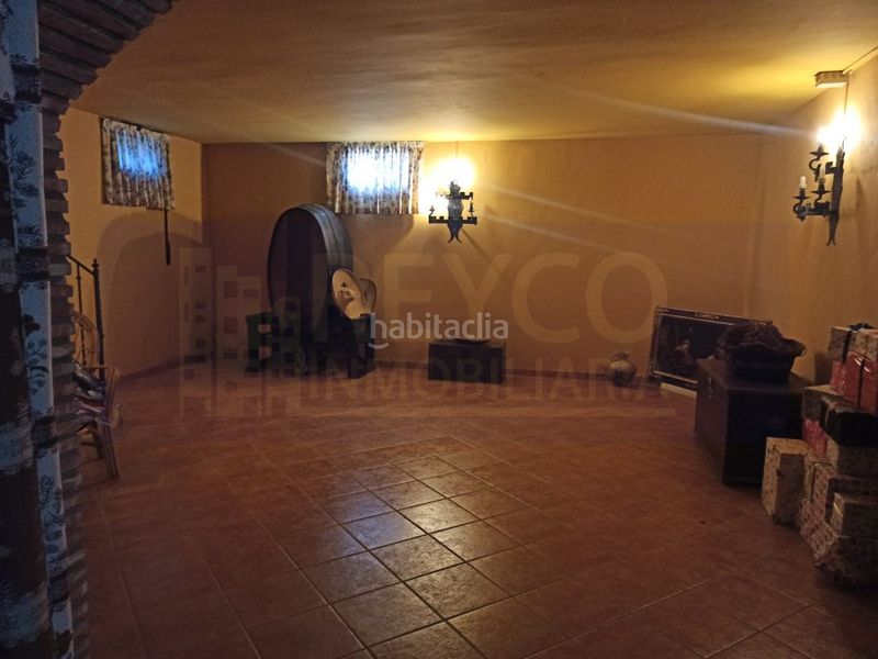 Foto d9e18d47-cf4e-4a86-b1e1-951b142db4dd. Casa amb aparcament a Nájera
