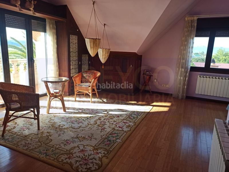 Foto daeb5fe3-2be4-414f-a43a-cfbe074b74ba. Casa amb aparcament a Nájera