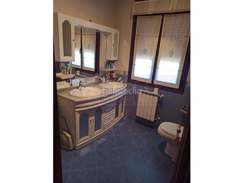Foto e84d0f55-f8b9-4249-aa0b-75a4154c884d. Casa amb aparcament a Nájera