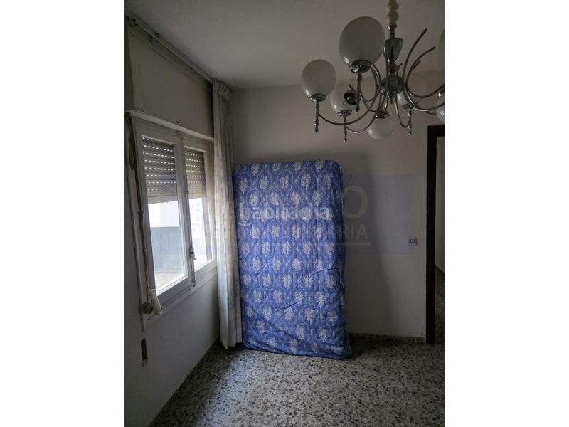 Foto fa877825-ef17-4e3b-9976-2b91e76c8620. Pis a Nájera