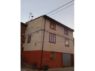 Casa a San Millán de la Cogolla. Casa 5 habitaciones, triplex venta san millán de la cogolla