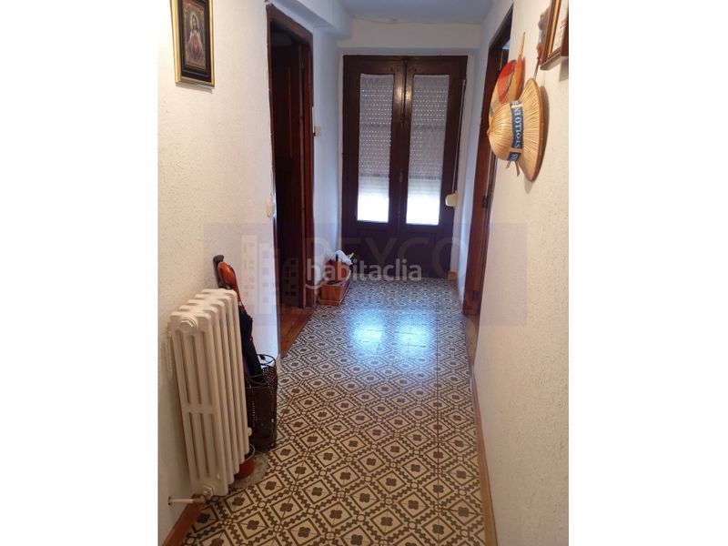 Foto 36cf6a4f-8030-42d8-b956-35a8da24d4d4. Casa a Estollo