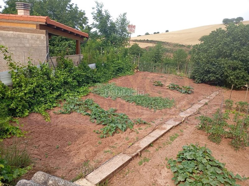 Foto 9f2405eb-a4da-4fd7-a5b6-b884add138a1. Terreny residencial a Estollo