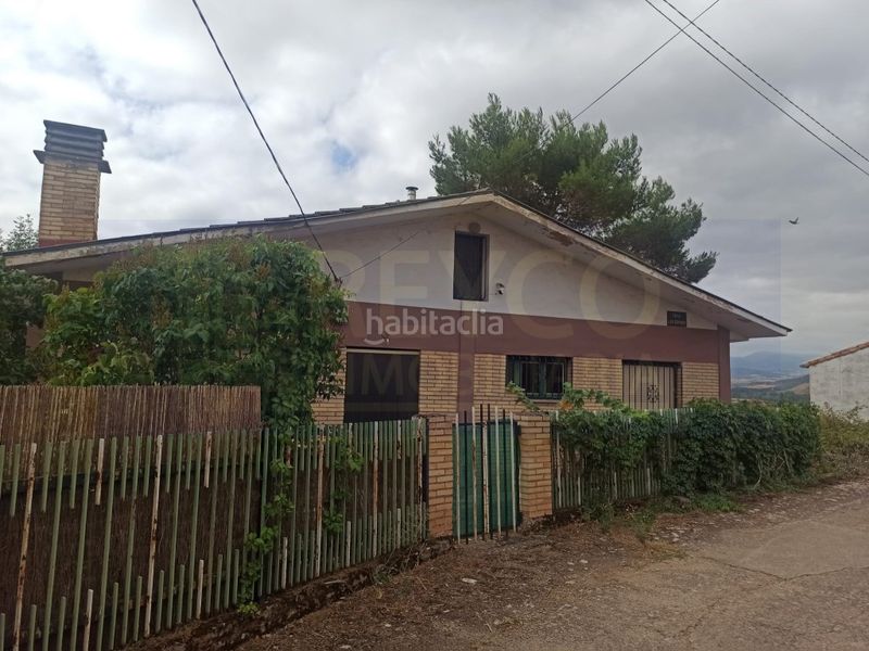 Foto 059350dd-e864-4f87-a373-aa2f97bb060b. Casa a Tricio