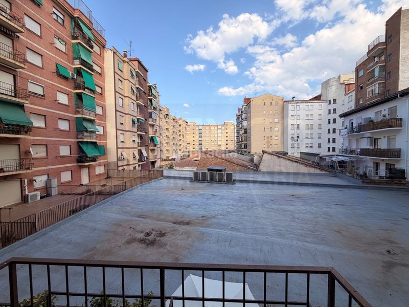 Foto 9c0853de-604a-4ed1-8fdf-32e639f73a61. Pis amb aparcament a Residencia Logroño