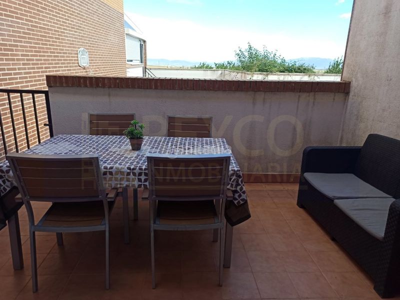 Foto 543f0f5a-8e55-45fc-a2d0-487661e4620e. Casa amb aparcament a Cirueña