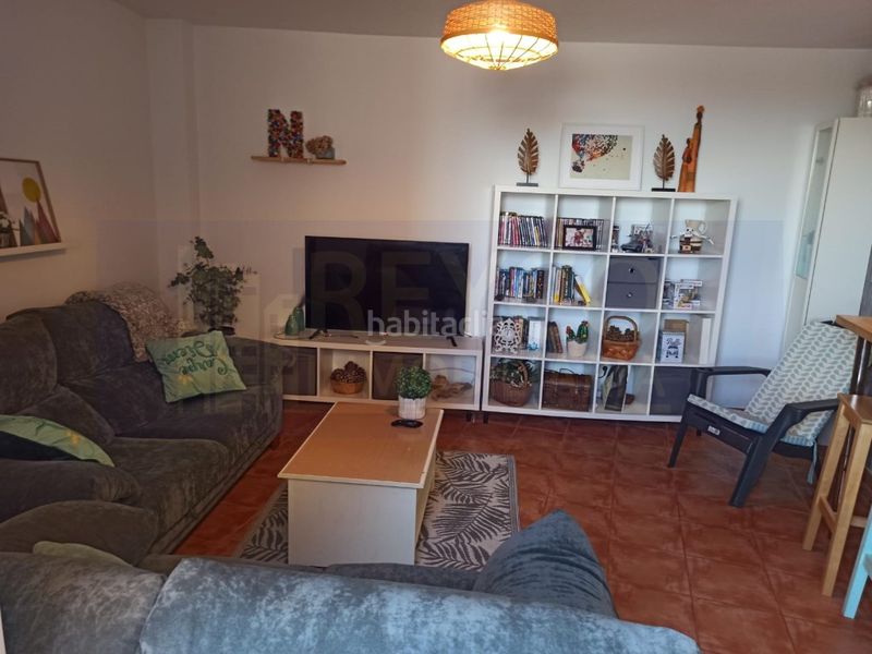 Foto ca0f7c49-607d-4727-b7cf-05007969837d. Casa amb aparcament a Cirueña