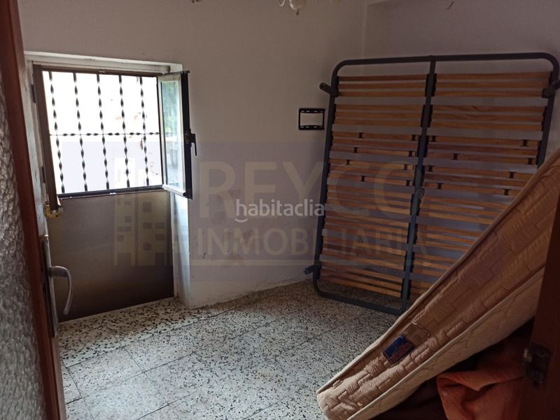 Foto 649e9da2-5866-4567-89bf-c0f186f8c412. Casa a Santa Coloma