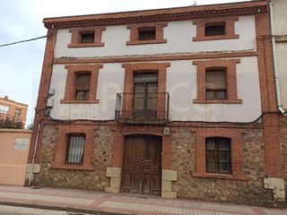 Maison à Baños de Río Tobía. Casa  venta baños de río tobía