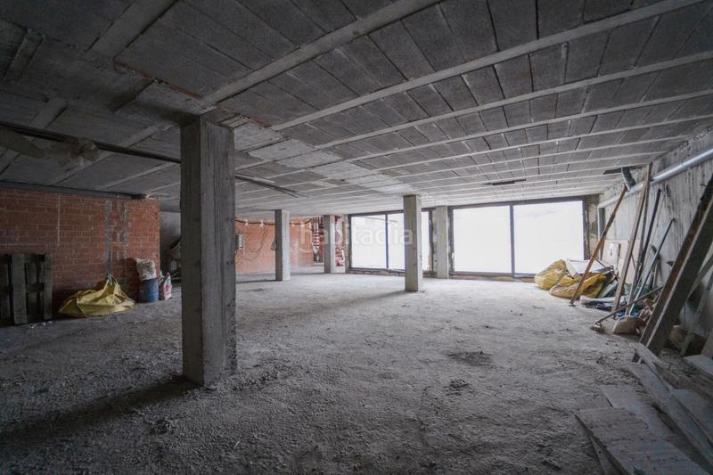 Foto 08de07ee-4ec2-469e-8f0b-a2e69c644ddf. Alquiler local comercial en El Coto Gijón