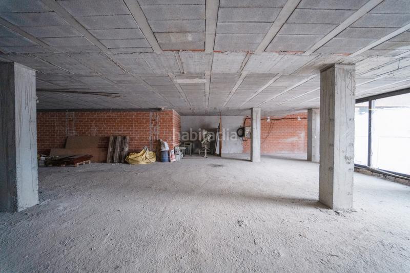 Foto 2604af32-840a-41bd-9bad-3f9b7272b893. Location local commercial dans El Coto Gijón