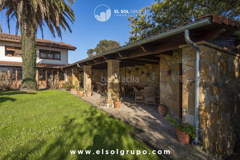 Foto 374dd3b3-a63f-476e-872e-ab4a85bd601a. Chalet en camino de los tejos 34 estupendo chalet en somio con piscina en Gijón