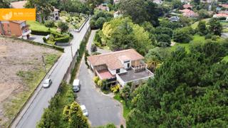 Xalet en Camino hayas 667. Edificio unico en el corazon de somio con uno de los mejores jar