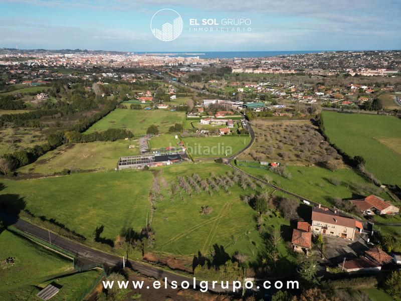 Foto b5c7f6f8-b8a5-4f53-9d7d-d737f404a3ce. Terreno residencial finca edificable en castiello de Bernueces! en Gijón