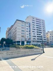 Piso  Plaza seis de agosto. ¡vivienda en pleno centro de la ciudad en la emblemática plaza d