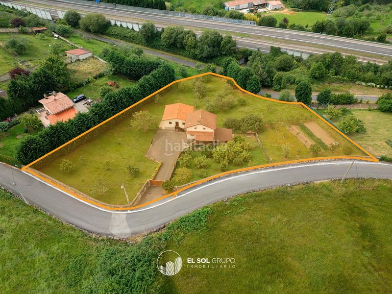 Foto 2f0f18e3-a2d1-41b7-8a3d-0cb5dc2f2bca. Chalet dans n/a dans Quintes - Arroes Villaviciosa