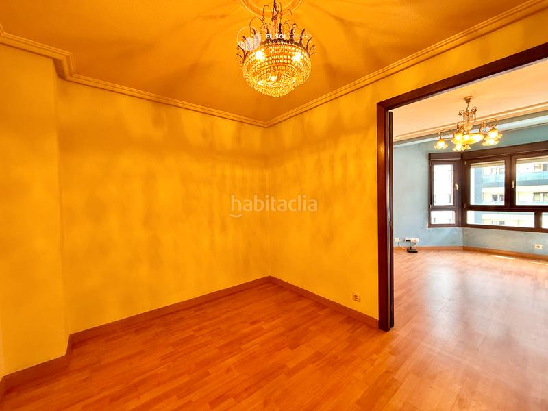 Foto abb0e3a8-7ab4-4401-b48e-0de24e740b37. Appartement dans Centro Gijón