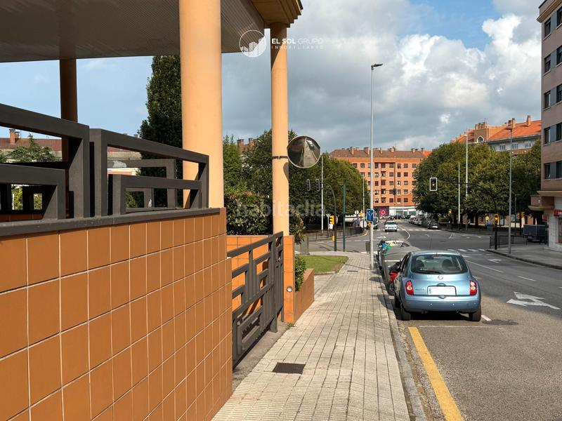 Foto 4b3f7e6f-4f55-4604-bd28-67324d22962c. Posto auto in calle quevedo 79 in El Coto Gijón