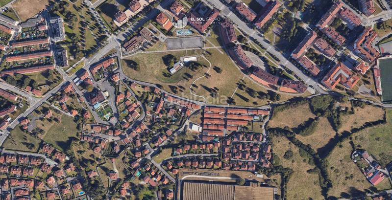 Foto 20af350b-27ff-49ab-8651-3efdf65aed44. Terreno residenziale in camino del horno 76 in Roces Gijón