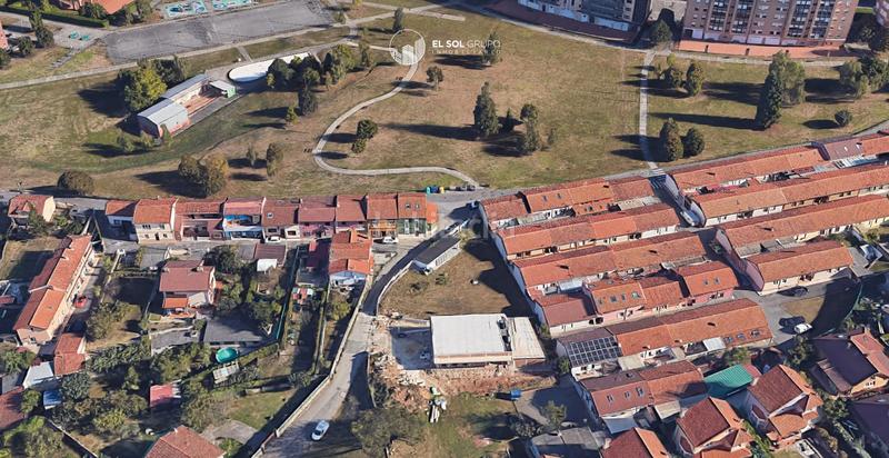 Foto 769ee82a-a7aa-404f-8414-24ded851cc57. Terreno residenziale in camino del horno 76 in Roces Gijón