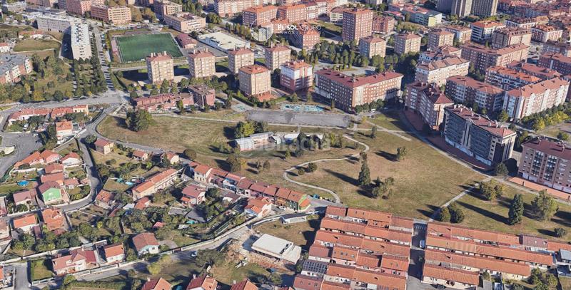 Foto ac36e59e-453a-4b5b-8f07-83b2d22add1c. Terreno residenziale in camino del horno 76 in Roces Gijón