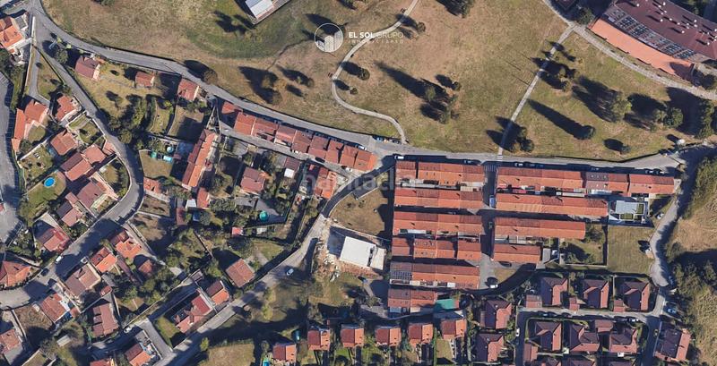 Foto c965b094-68b7-4cd8-8e9a-bce9a748e77b. Terreno residenziale in camino del horno 76 in Roces Gijón