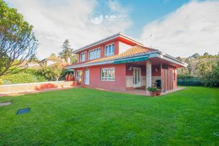 Chalet  Carretera piles al infanzon 8. Chalet independiente en la zona de la pipa- somio