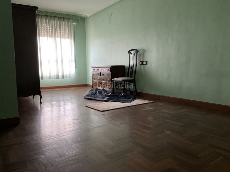 Foto d3500980-7f64-47f3-ac3a-7b22af1bb2b0. Casa en avenida de alfonso pena 56 en Santo Domingo de la Calzada