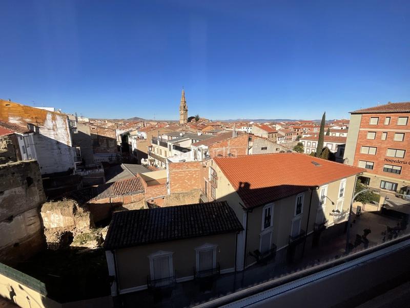 Foto 32494134-daf0-418d-bf43-cdc2a0d412a7. Piso en Santo Domingo de la Calzada