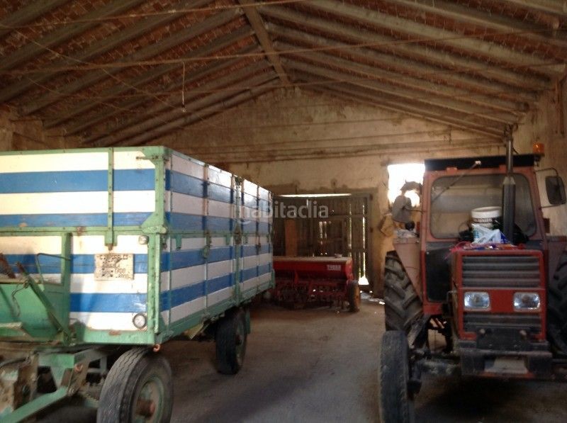 Foto 0a80fac4-8564-4bcb-9a67-42b79278902d. Local comercial a Corporales