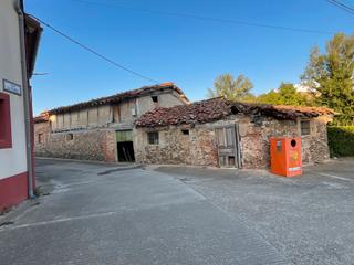 Casa aparellada  Calle la parra